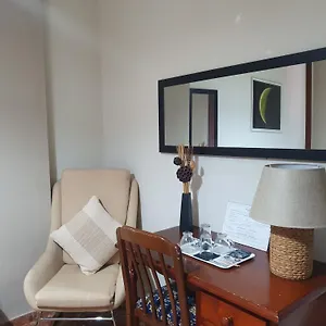 https://luna-boutique-guest-rooms.es-andalucia.com