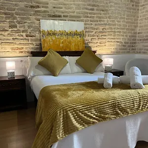 https://clarisas-suites.es-andalucia.com